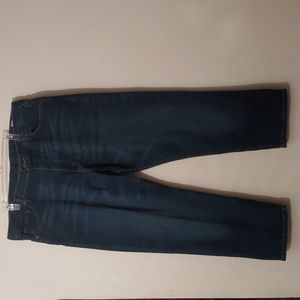 Wrangler Men's Relaxed Fit Straight Leg Jeans